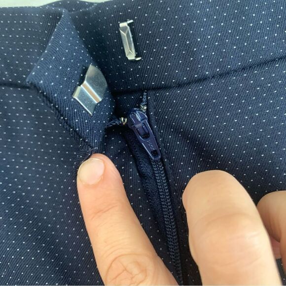 Sandro Paris Mini Shorts Women’s 36 Navy /white Polka Dots Pockets High Waisted - Picture 11 of 12